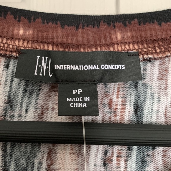 International Concepts. Black/Brown Striped top. Size PP. - Picture 2 of 4